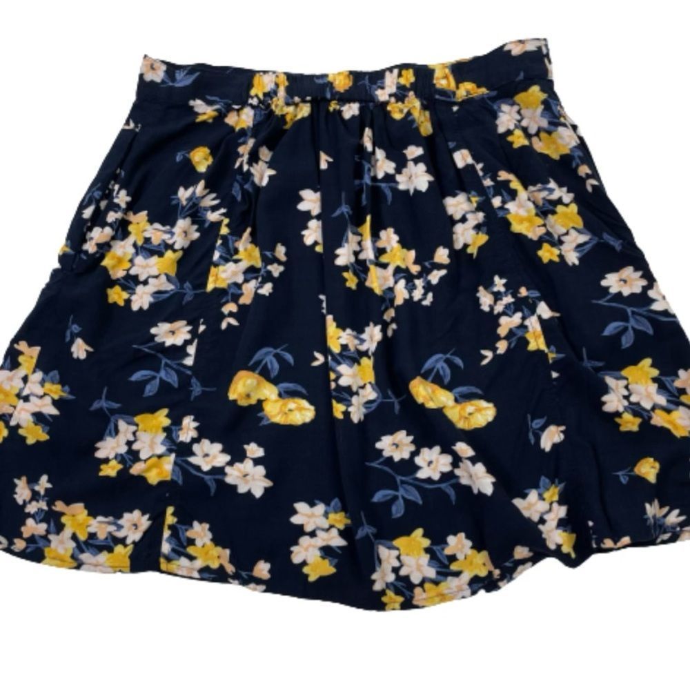 Floral Button Front Mini Skater Skirt